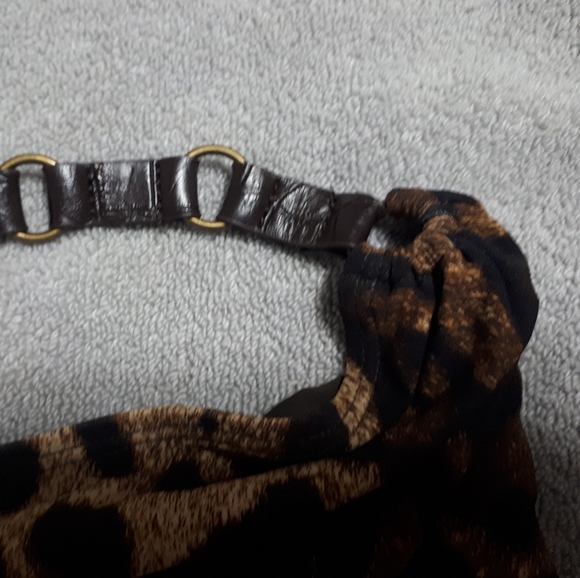 Ladies full piece leopard bathing suit. - Picture 13 of 13